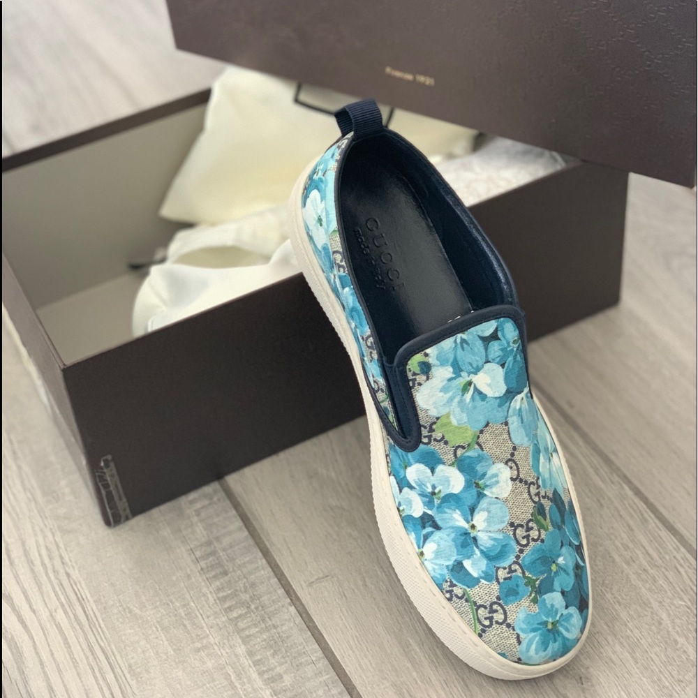 Gucci slip-ons